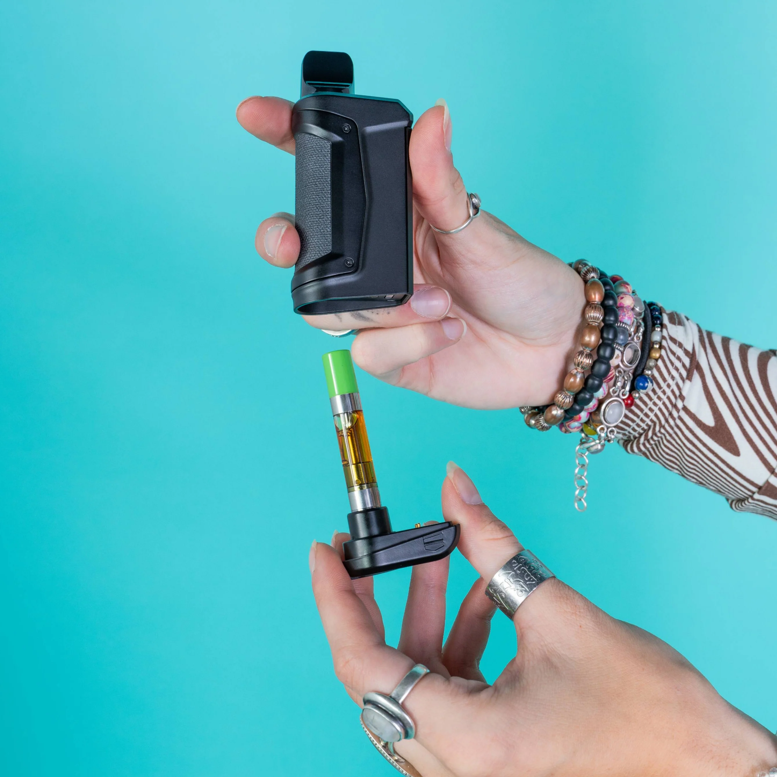 Duplex 2 – 900 mAh C-Core Vaporizer - Panther Black - Image 3
