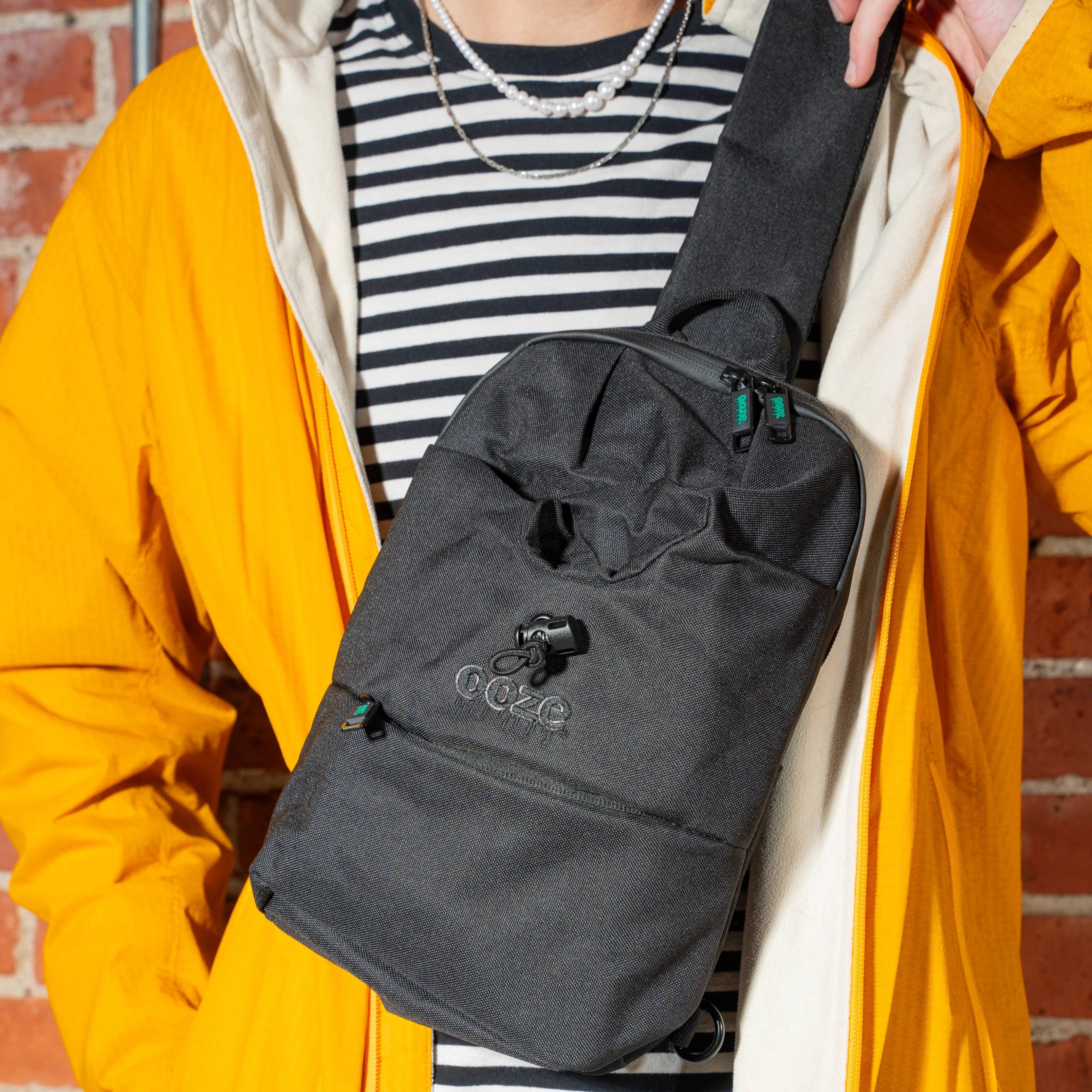 Smell Proof Crossbody Bag - Traveler Series - Black - Image 2